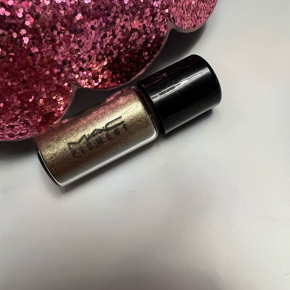 MAC Copperized Pigment